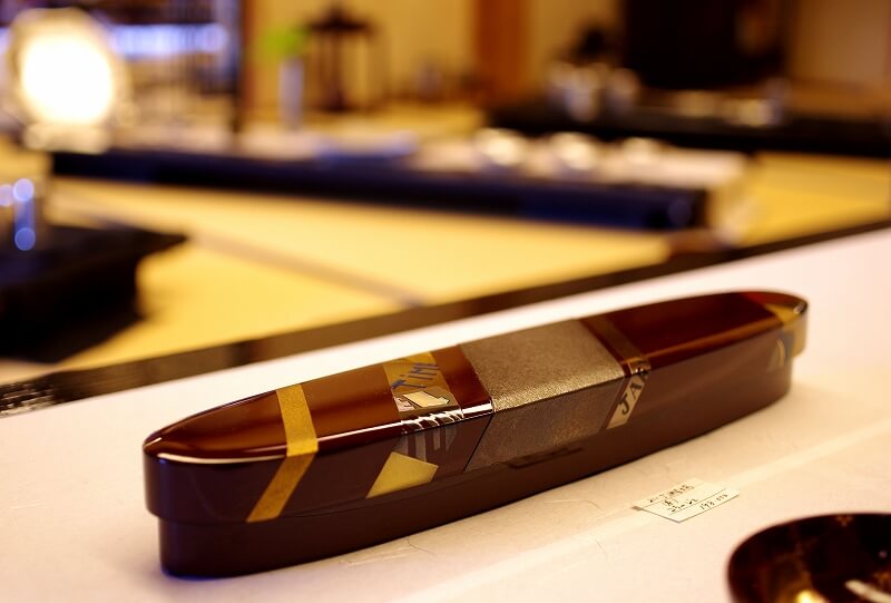 Collage series long box by Junichi Hakose (箱瀬淳一) 